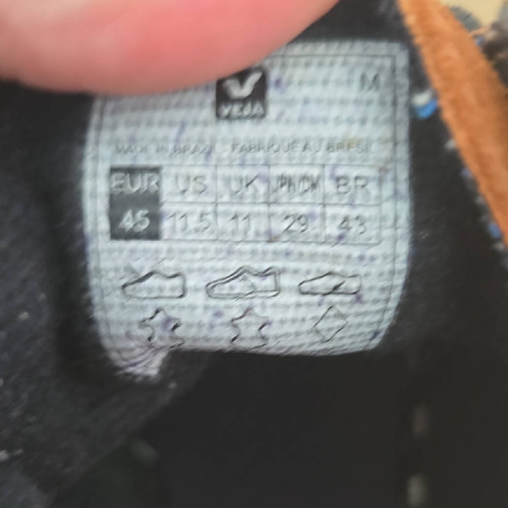 Veja Men's 45/11.5 Brown and Neon Yellow Chukka Style Sneakers - Picture 4 of 5